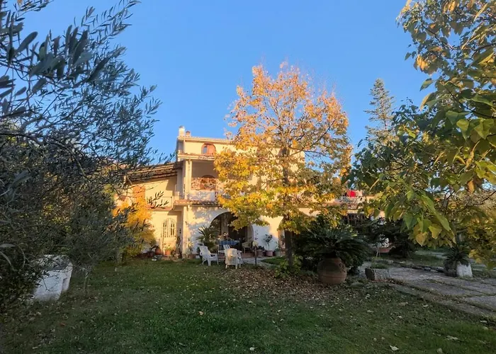 Samur - Attic Apartman Le Pastinelle